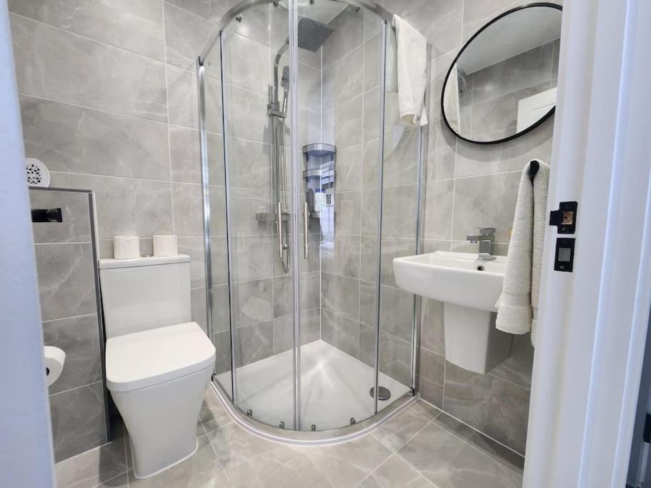 Paradigm Court, Modern 2-Bedroom Apartment F2, Oksford Zewnętrze zdjęcie